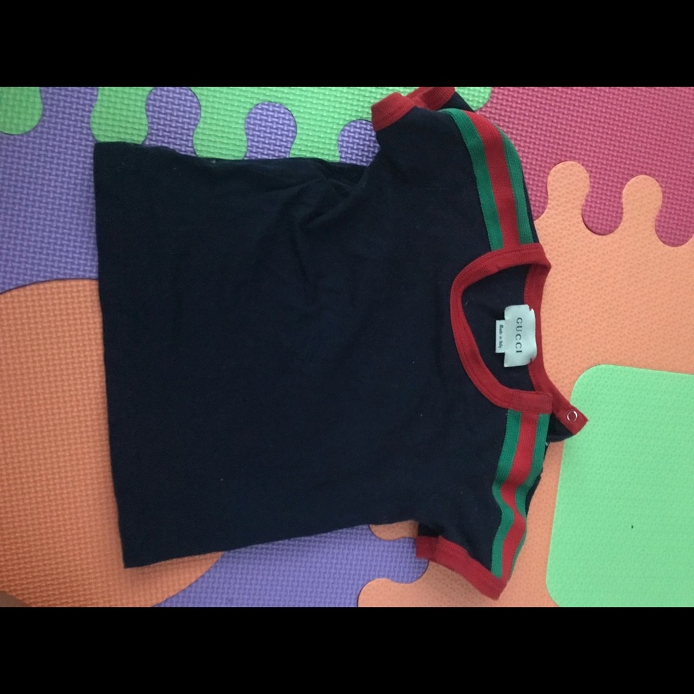 Navy blue Gucci t shirt